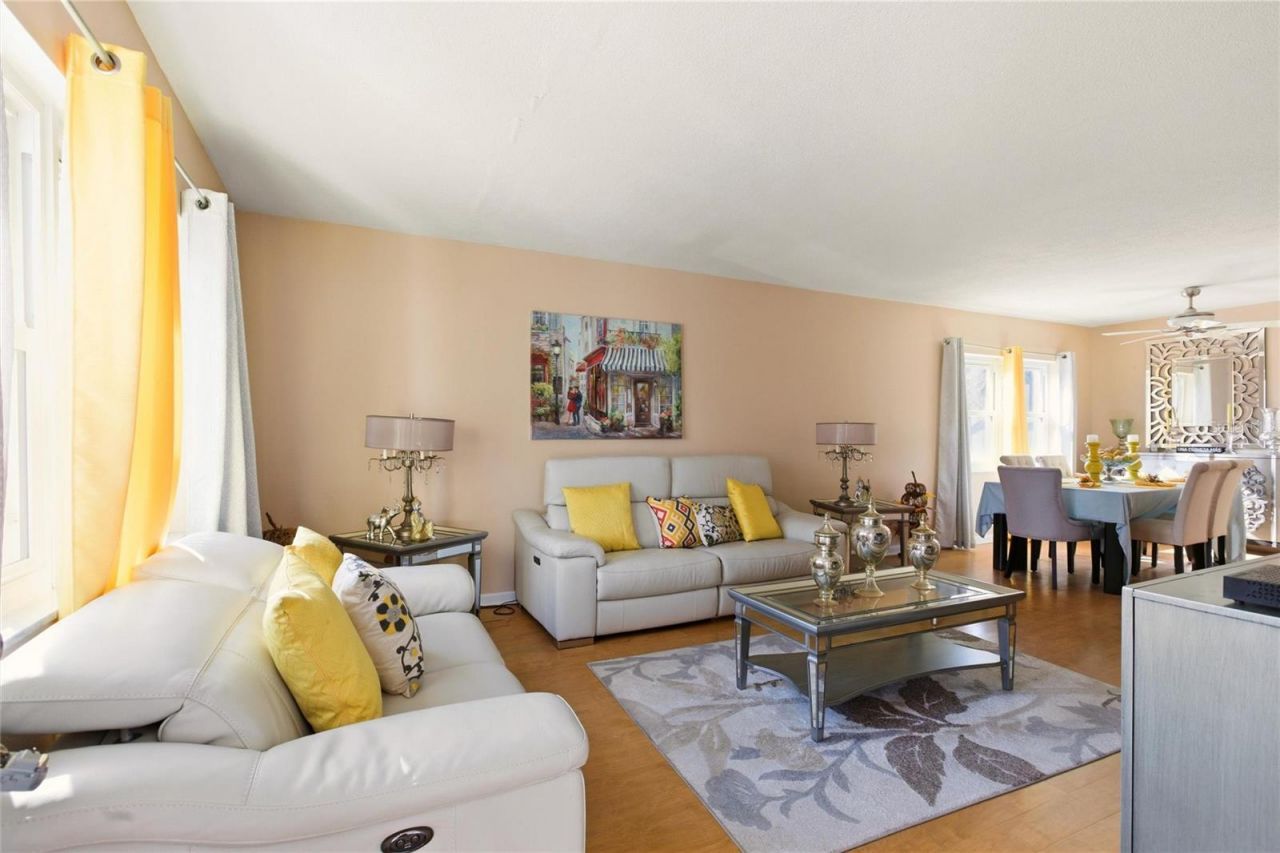 7770 Dr Martin Luther King Jr Street N, Unit 201, Saint Petersburg, FL 33716 Photo