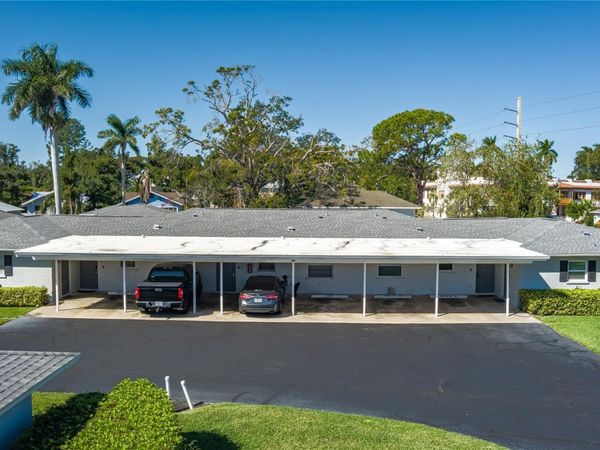 2115 9TH AVENUE W, Unit 6D, BRADENTON, FL 34205