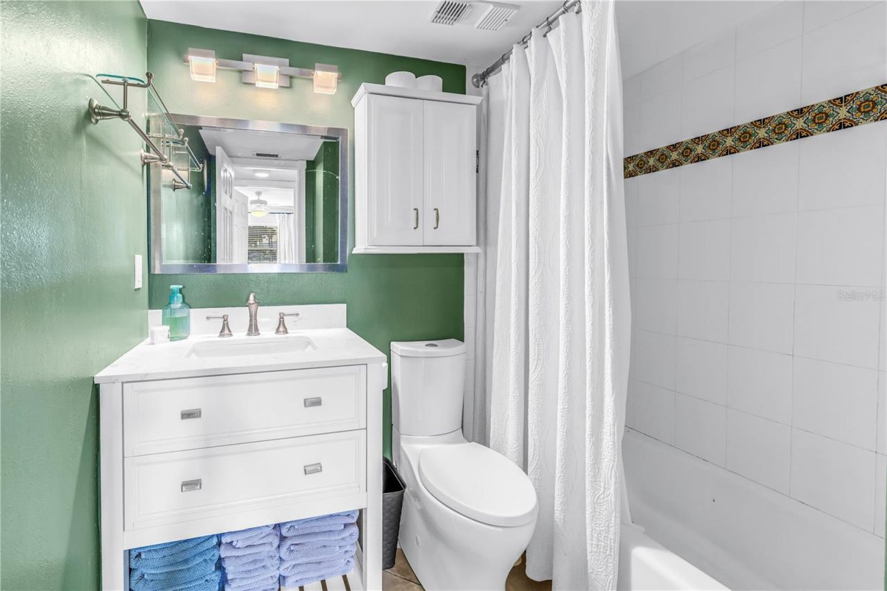 3269 Beneva Road, Unit 102, Sarasota, FL 34232 Photo