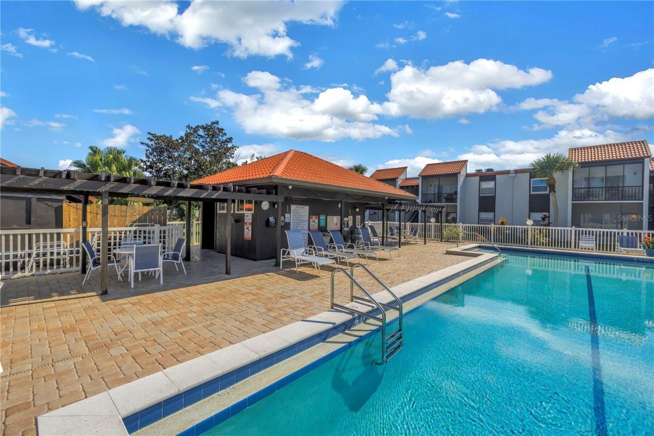3269 Beneva Road, Unit 102, Sarasota, FL 34232 Photo