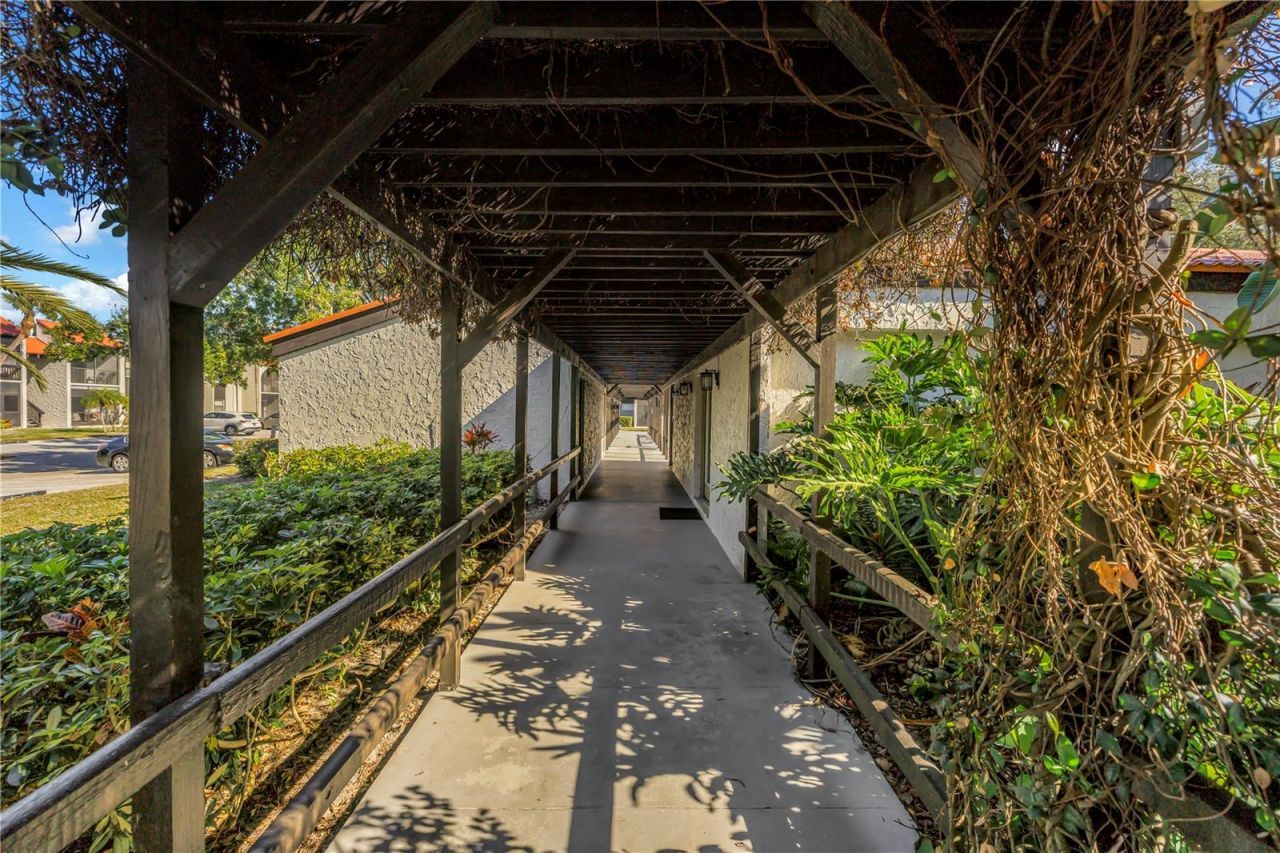 3269 Beneva Road, Unit 102, Sarasota, FL 34232 Photo