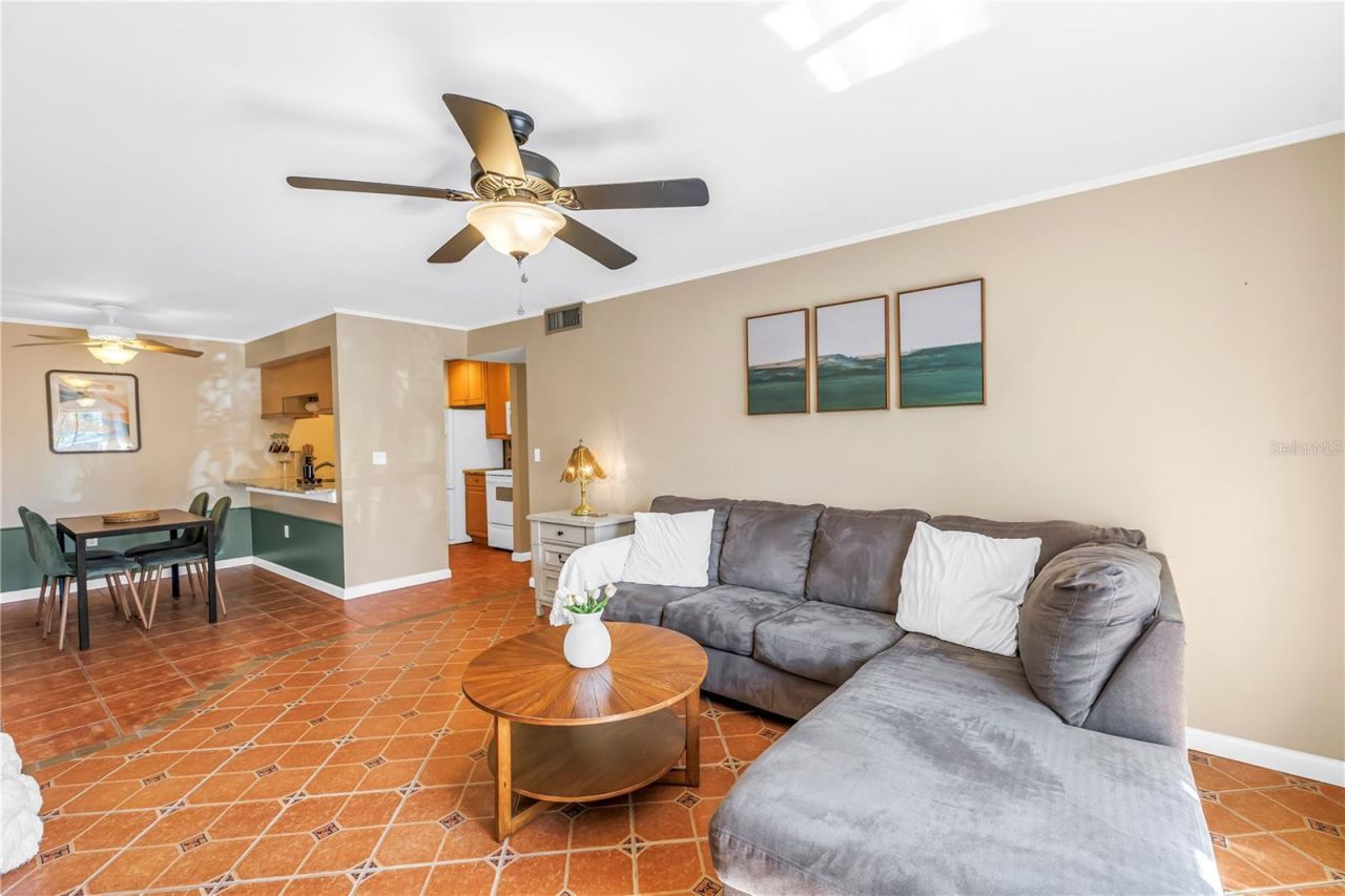 3269 Beneva Road, Unit 102, Sarasota, FL 34232 Photo