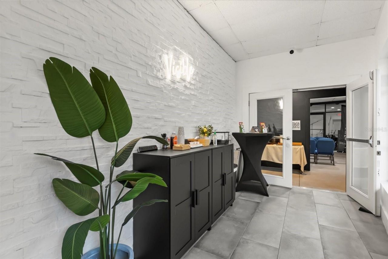 1046 Plaza Drive, Unit D & E & F, Kissimmee, FL 34743 Photo