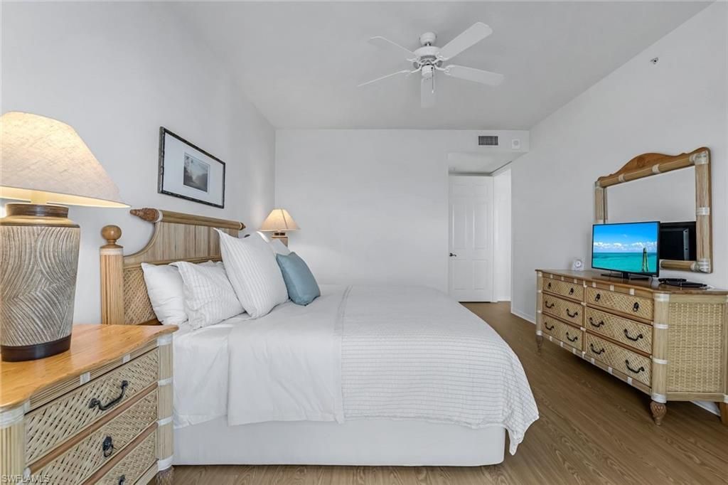 410 Flagship Dr, Unit 1101, Naples, FL 34108 Photo