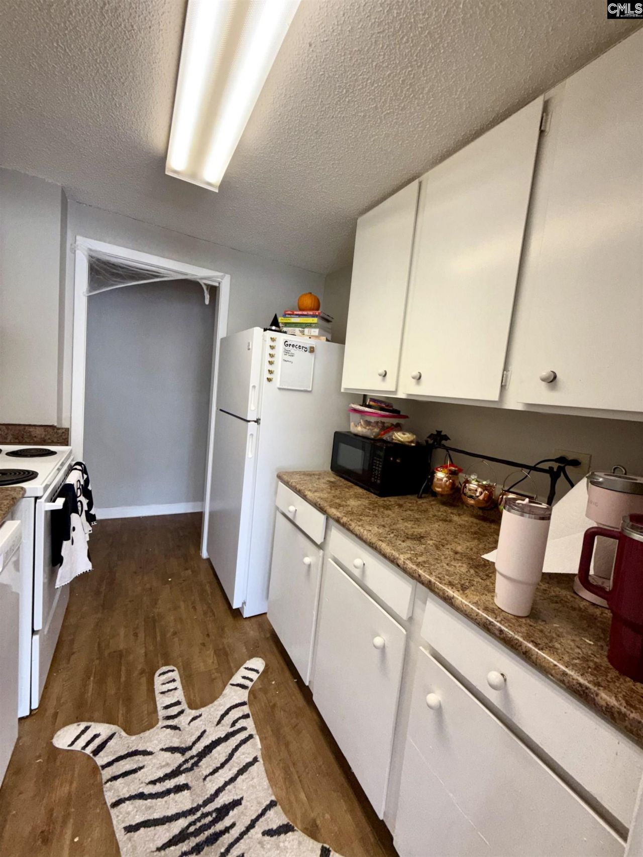 1520 Senate Street Photo 13