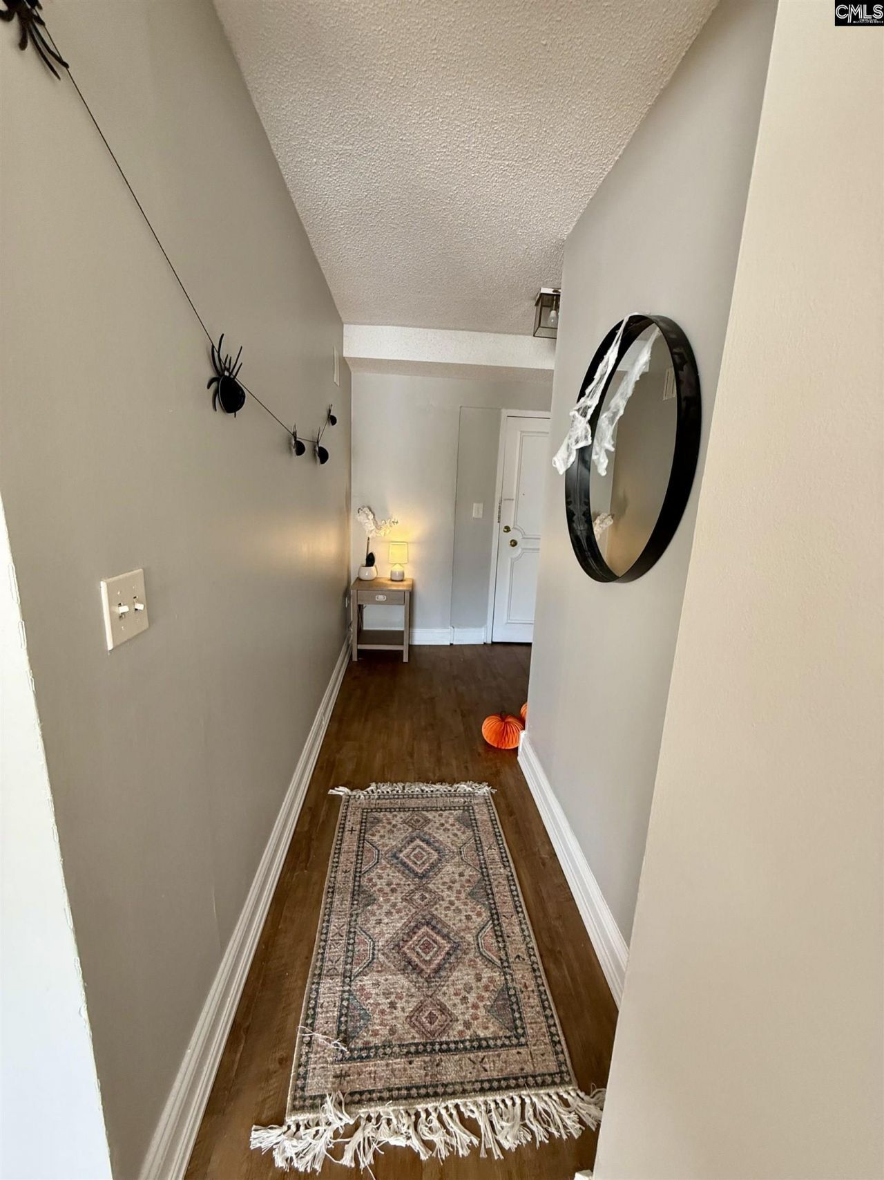 1520 Senate Street Photo 14