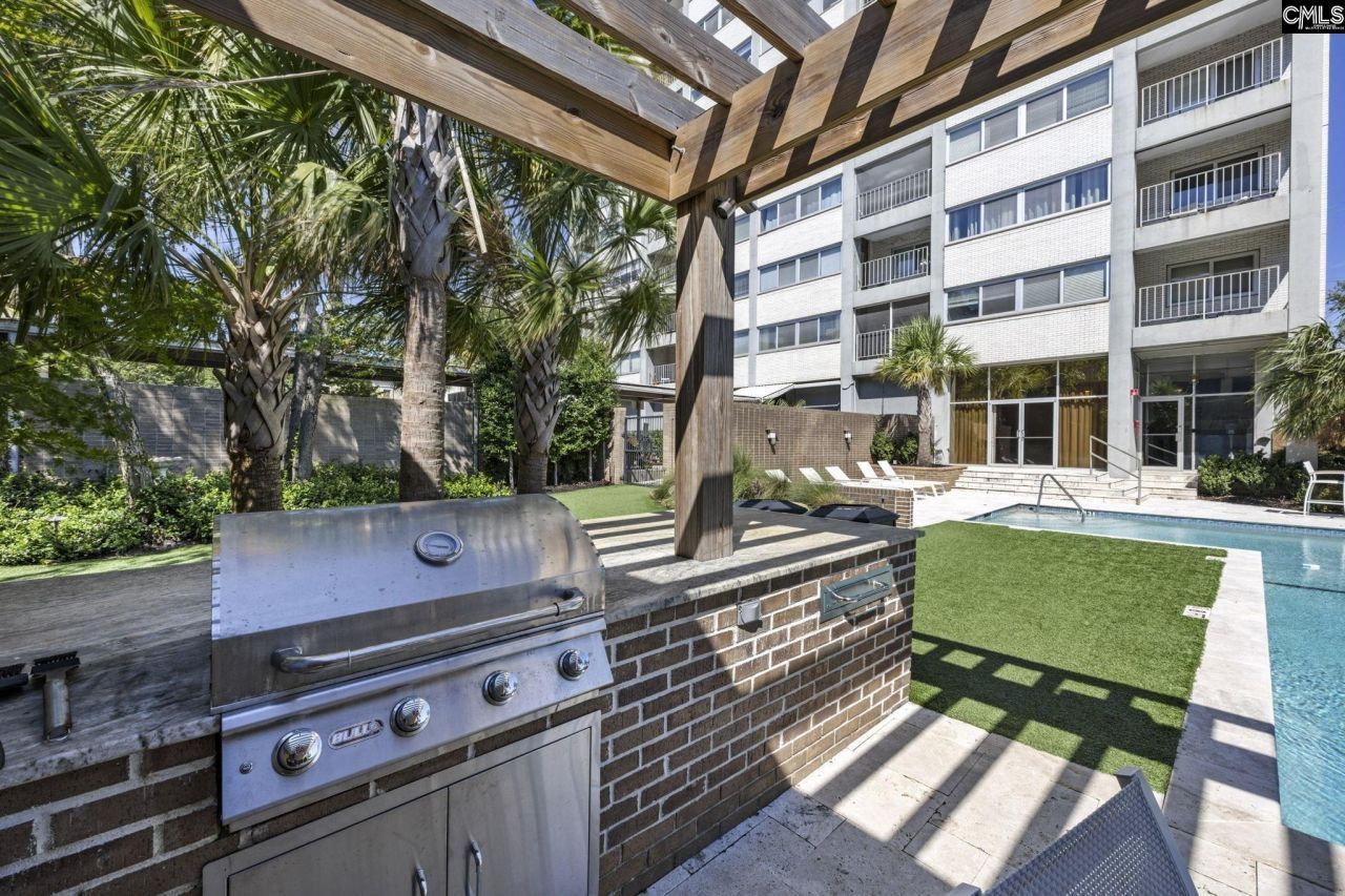 1520 Senate Street Photo 23