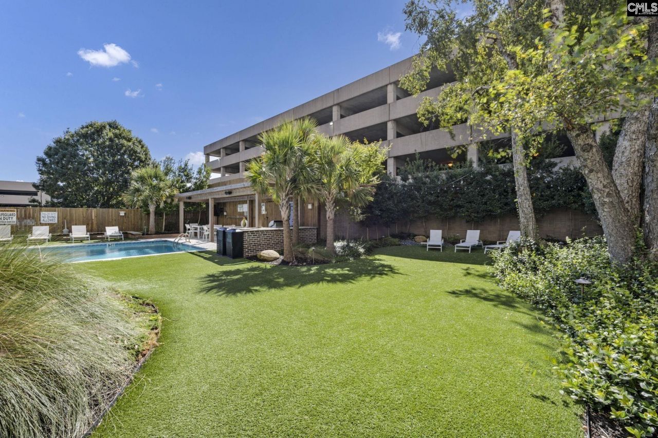 1520 Senate Street Photo 24