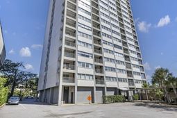 1520 Senate Street photo 4