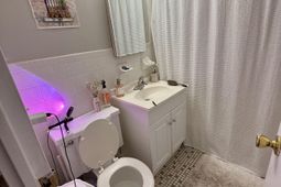 1520 Senate Street photo 4