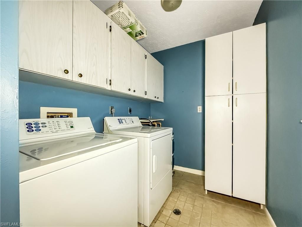 1304 Miramar St, Unit 202, Cape Coral, FL 33904 Photo