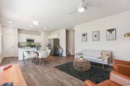 300 Champion Blvd. photo 4