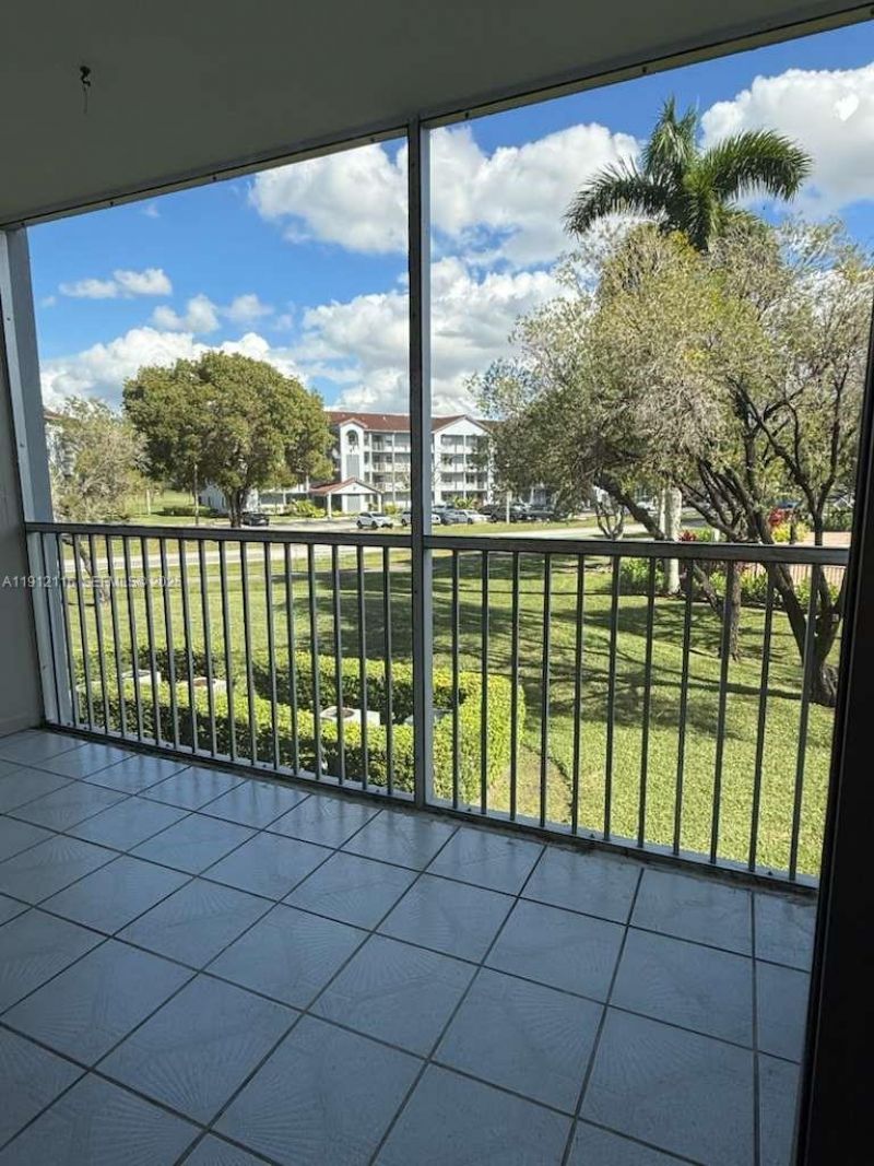 1401 SW 128th Ter, Unit 205H, Pembroke Pines, FL 33027 Photo