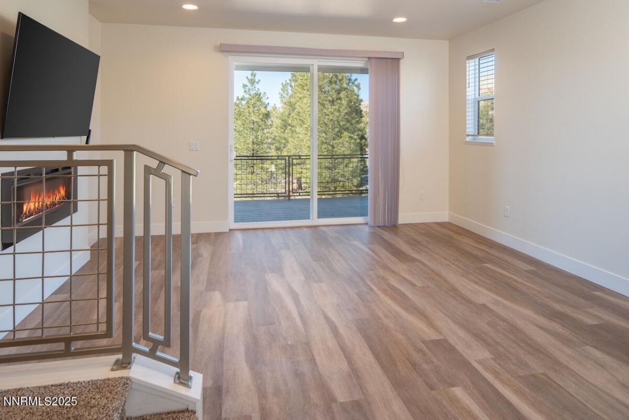 7790 Town Square Way, Reno, NV 89523 Photo