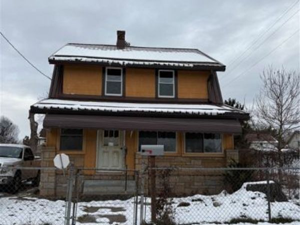 1706 Bonnie Brae Avenue NE, Warren, OH 44483