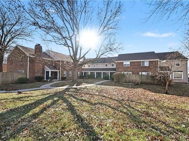 3615 NE 68th Terrace, Gladstone, MO 64119