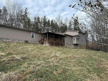 1671 Bear Run Road, Philippi, WV 26416