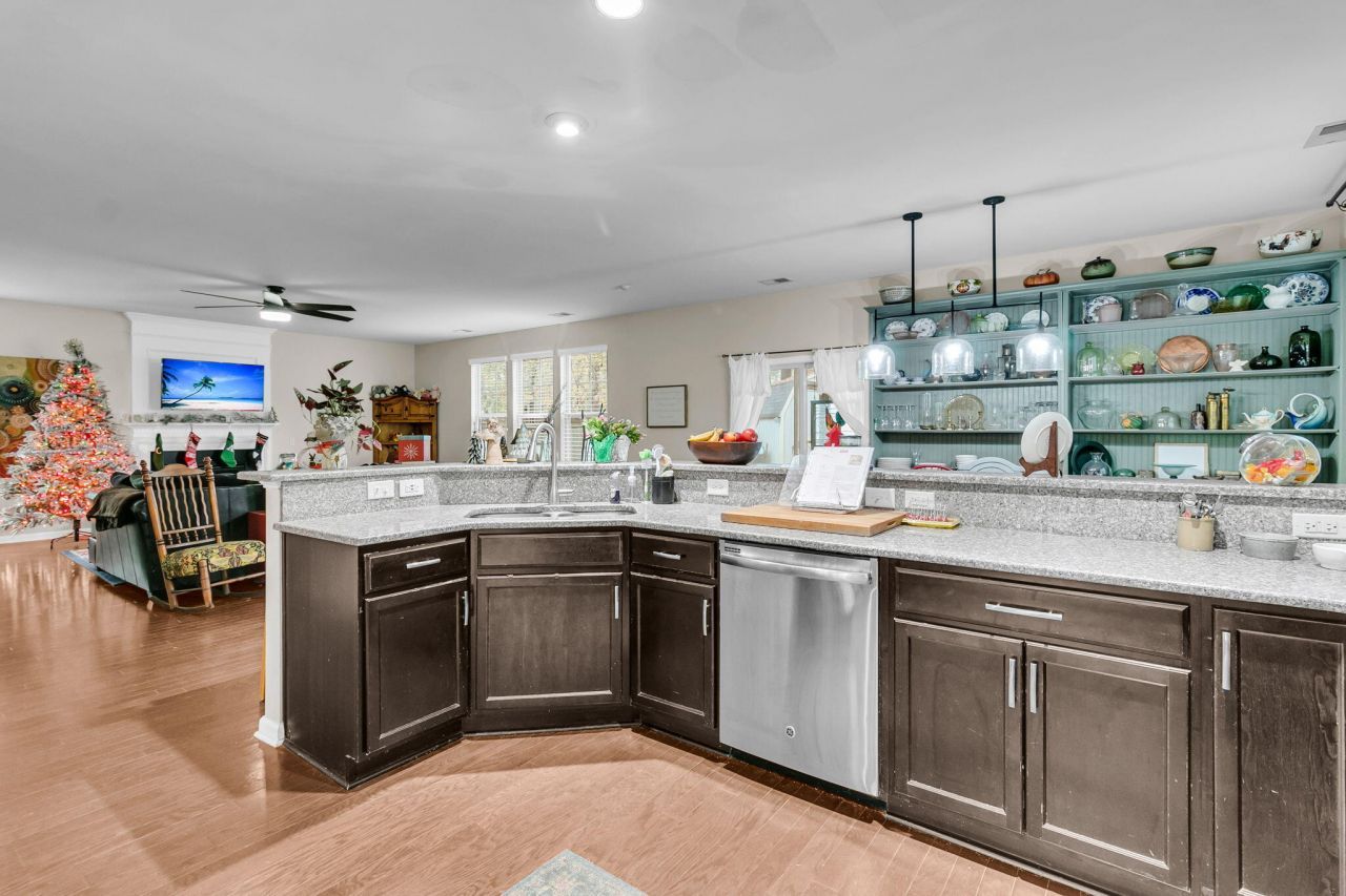 146 Hickory Ridge Way Photo 6