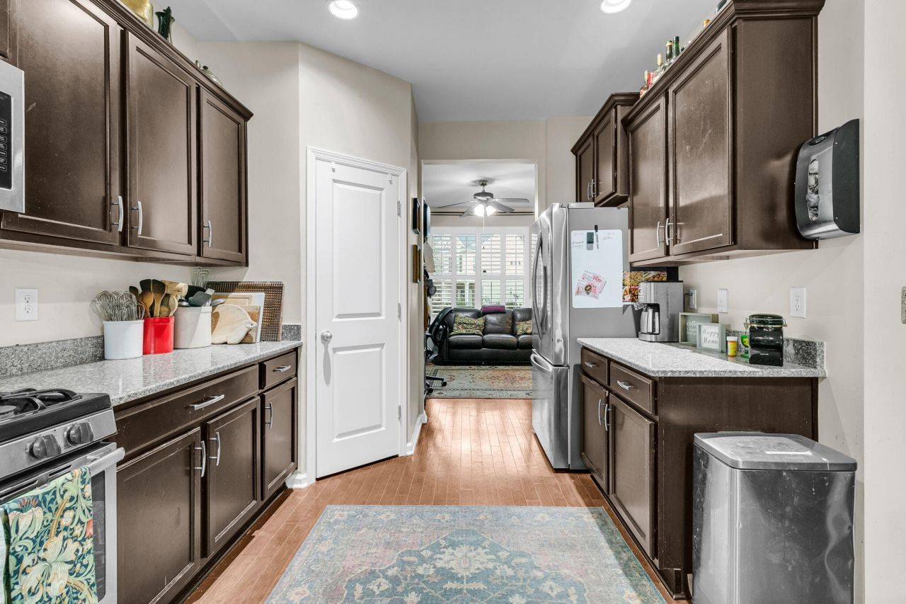 146 Hickory Ridge Way Photo 7