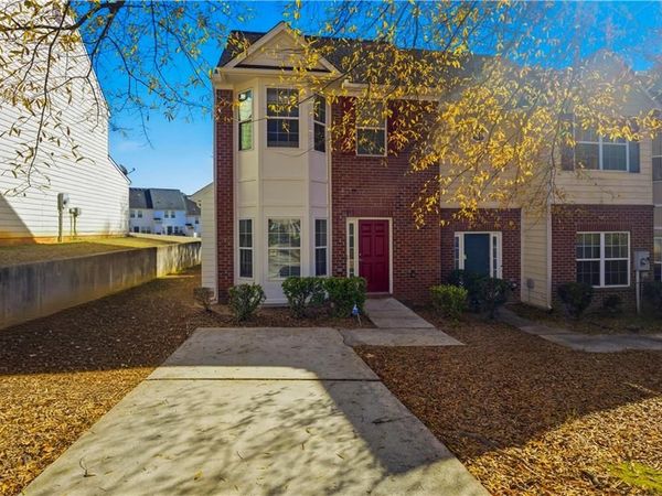 390 Brookview Drive, Riverdale, GA 30274