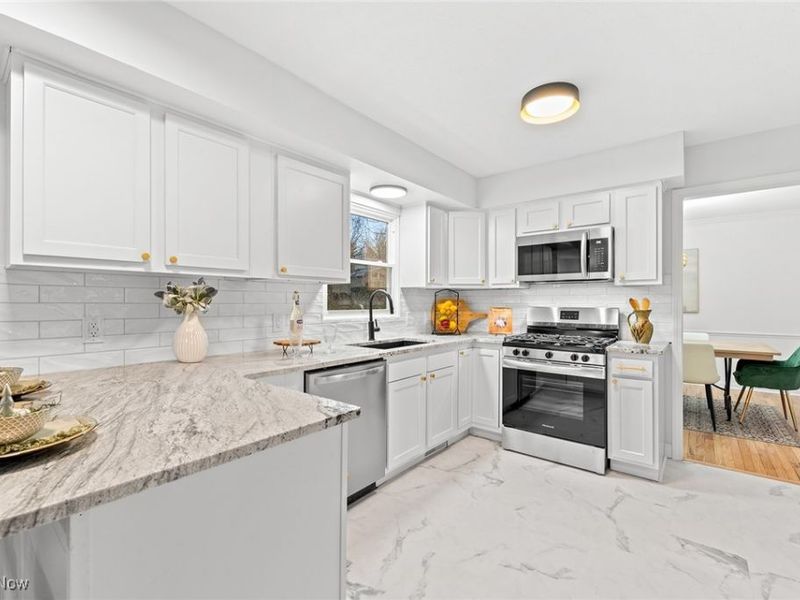 2756 Smith Road, Fairlawn, OH 44333 Photo 11