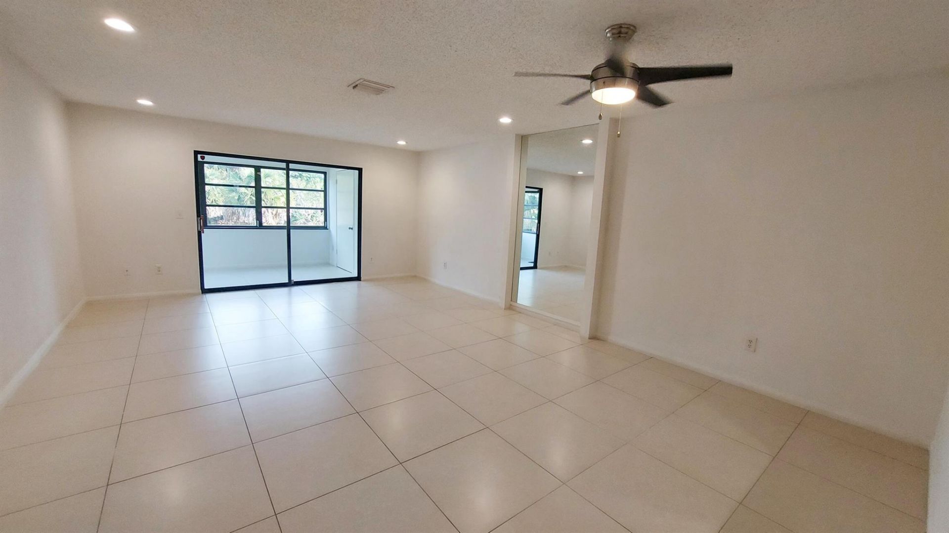 1203 Lakeview Drive E, Unit 1203, Royal Palm Beach, FL 33411 Photo
