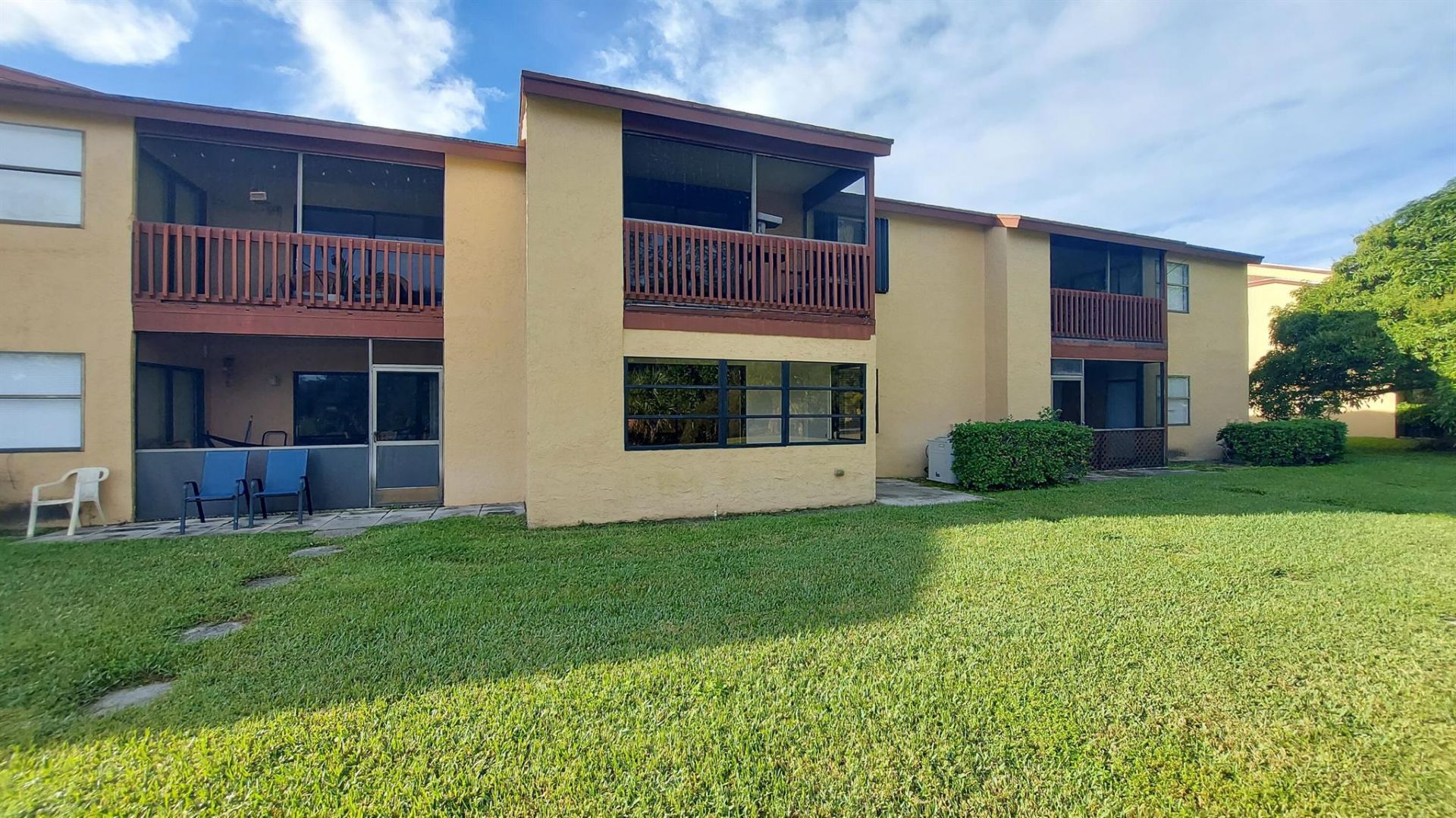 1203 Lakeview Drive E, Unit 1203, Royal Palm Beach, FL 33411 Photo