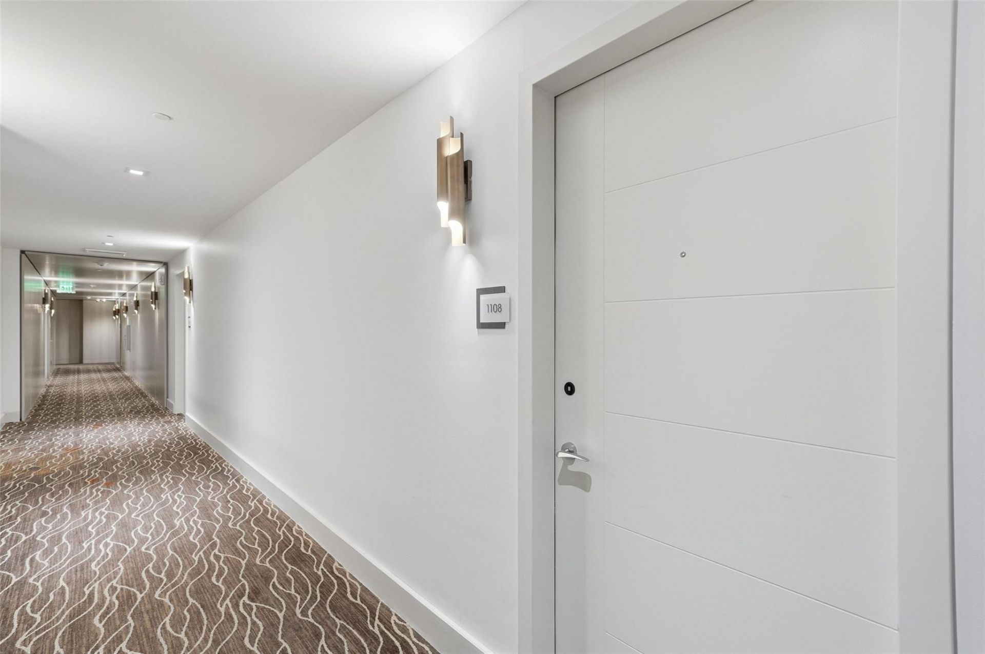 2960 NE 207th Street, Unit 1108, Miami, FL 33180 Photo