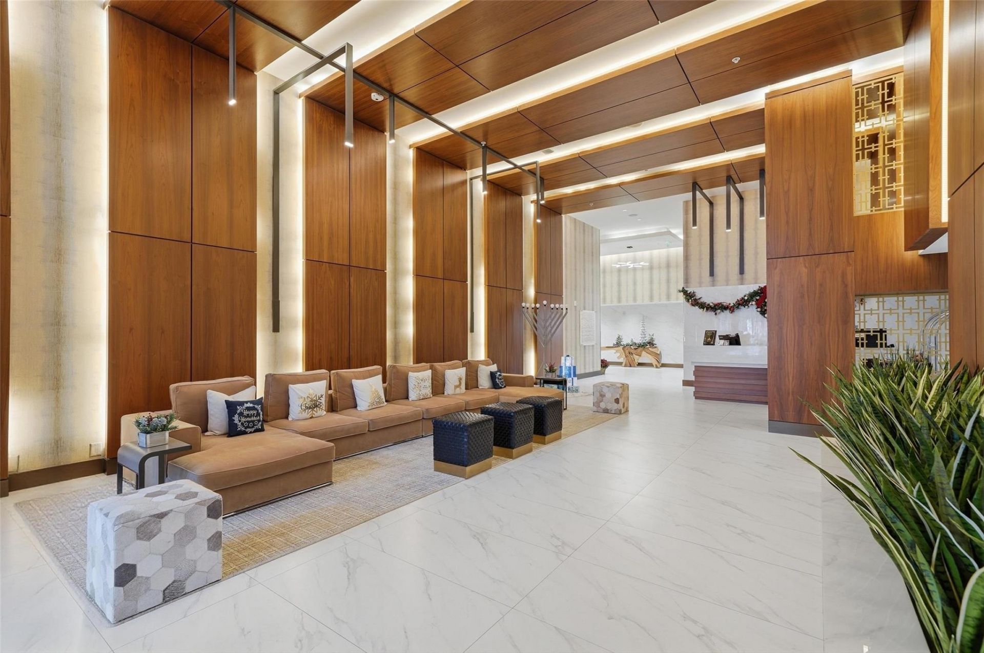 2960 NE 207th Street, Unit 1108, Miami, FL 33180 Photo