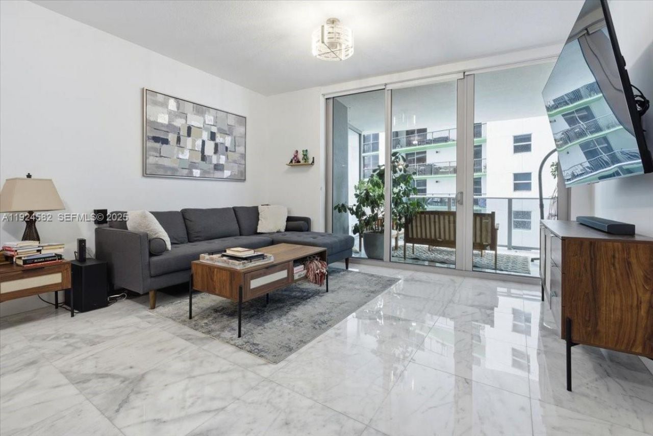 488 NE 18th St, Unit 1806, Miami, FL 33132 Photo