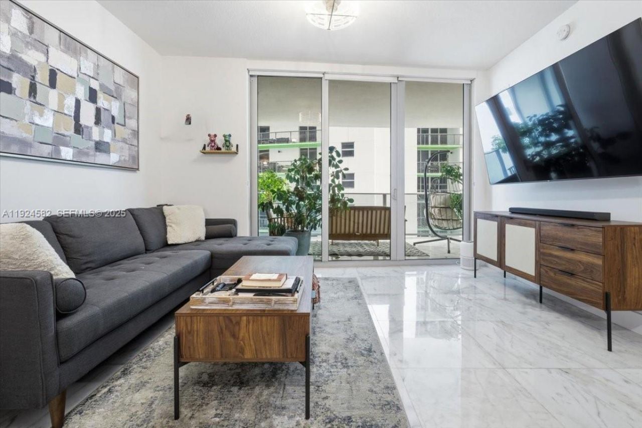 488 NE 18th St, Unit 1806, Miami, FL 33132 Photo