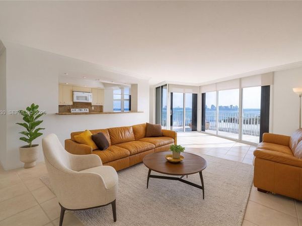 4000 Towerside Ter, Unit 908, Miami, FL 33138