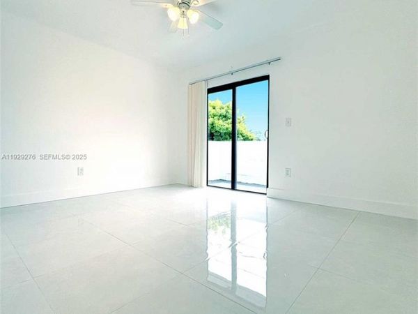 3079 NW 11th St, Unit 3053, Miami, FL 33125