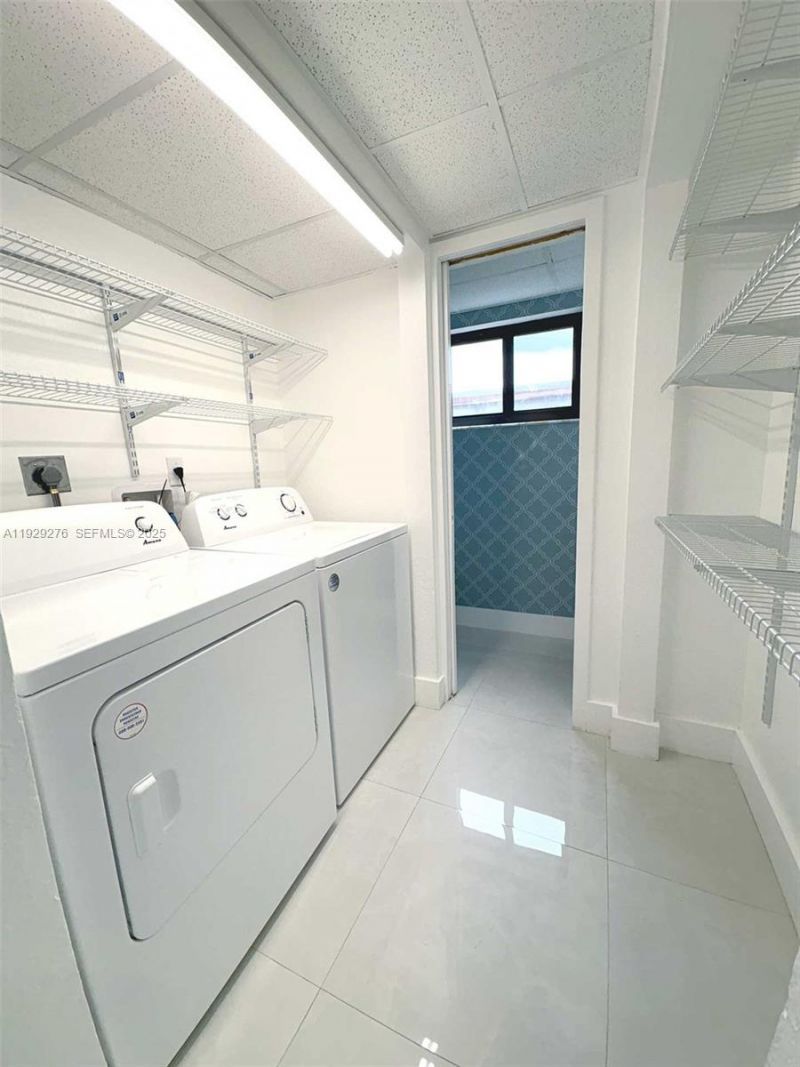 3079 NW 11th St, Unit 3053, Miami, FL 33125 Photo