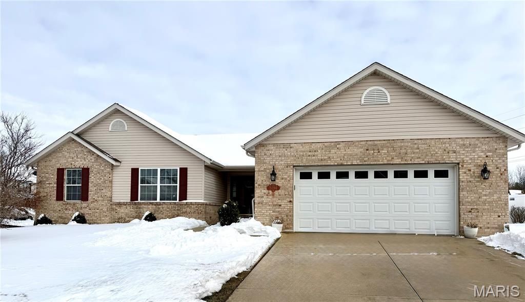 5194 Depaul Drive Fairview Heights, IL 62208