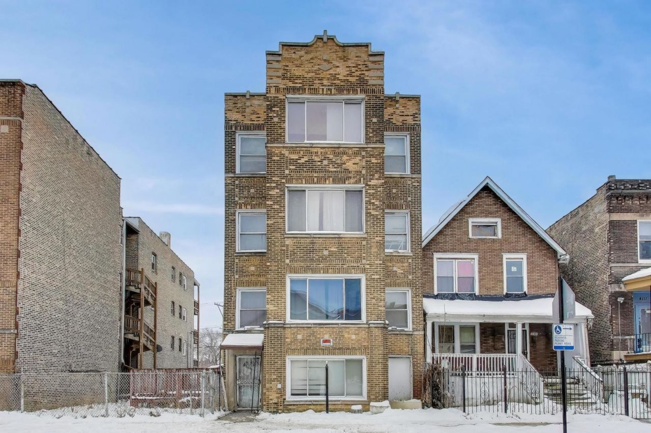 4105-03 W Grenshaw Street, Chicago, IL 60624 Main Photo