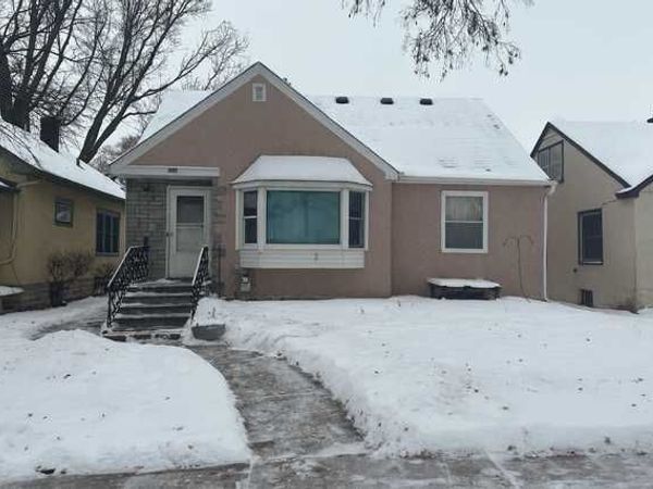 966 Hawthorne Avenue E, Saint Paul, MN 55106