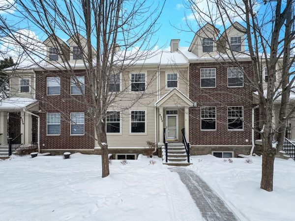 8322 Labont Way, Eden Prairie, MN 55344
