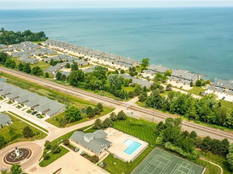 101 Whispering Shores, Vermilion, OH 44089 Photo 38
