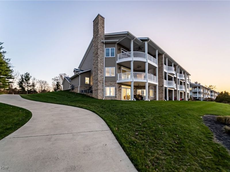 203 Whispering Shores, Vermilion, OH 44089 Photo 32