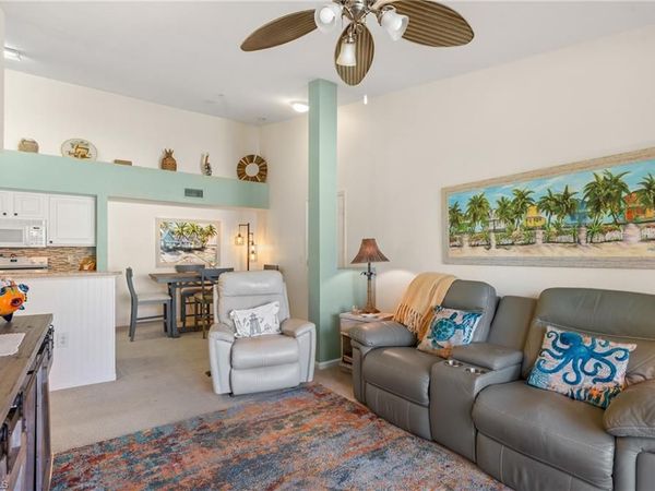 4149 Residence DR, Unit 824, FORT MYERS, FL 33901