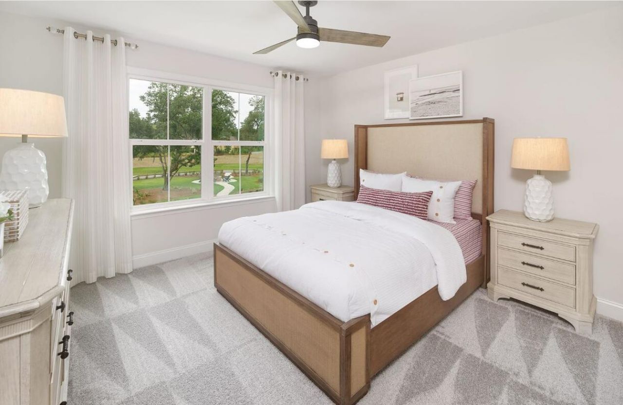 8028 Beeblossom Court Photo 17