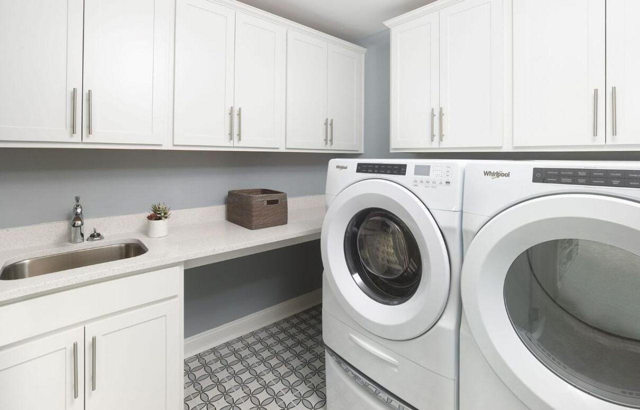 8028 Beeblossom Court Photo 18