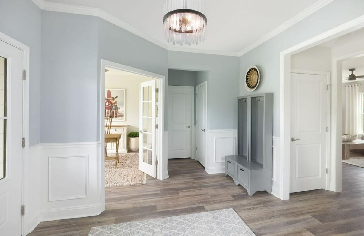 8028 Beeblossom Court Photo 6