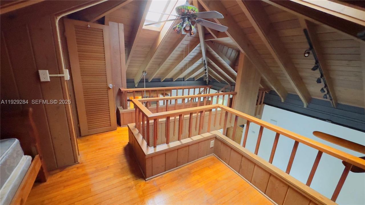 18350 SW 214th St, Miami, FL 33187 Photo