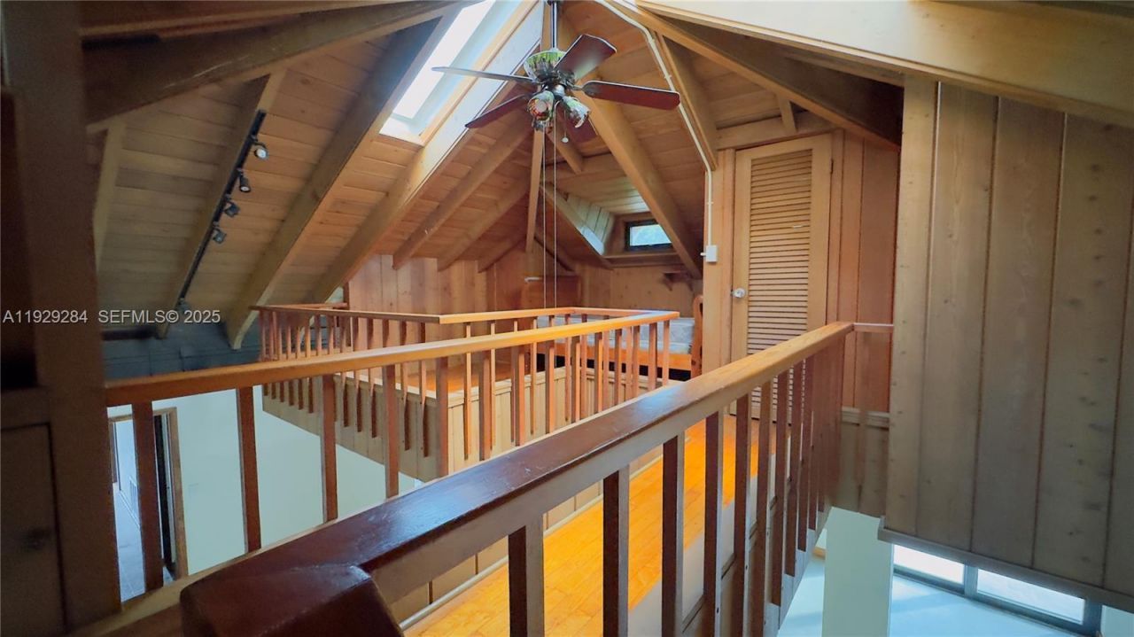 18350 SW 214th St, Miami, FL 33187 Photo