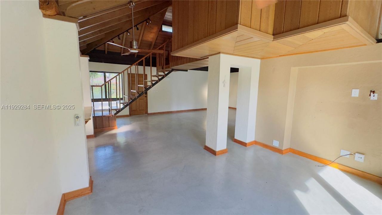 18350 SW 214th St, Miami, FL 33187 Photo