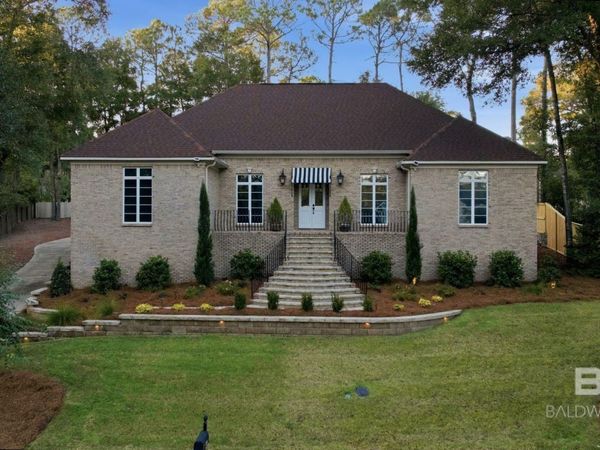 224 North Circle, Fairhope, AL 36532