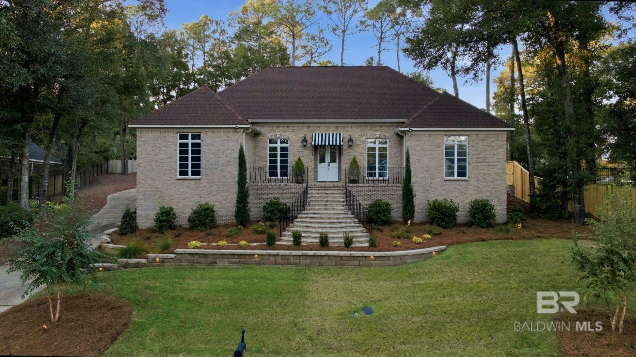 224 North Circle, Fairhope, AL 36532 Main Photo
