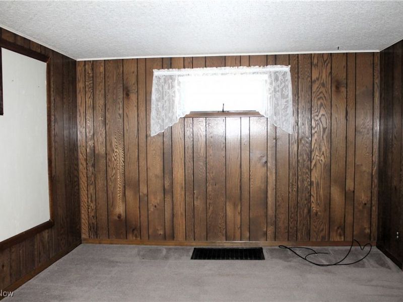 921 Camden Avenue SW, Canton, OH 44706 Photo 5